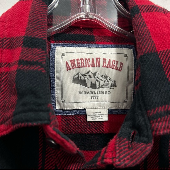 🔹American Eagle Women’s Buffalo Check Plaid Flannel Red Long Sleeve Button Shirt - Picture 2 of 9